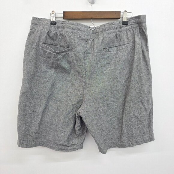 Old Navy Men's Charcoal Flat Front Shorts - Picture 3 of 13